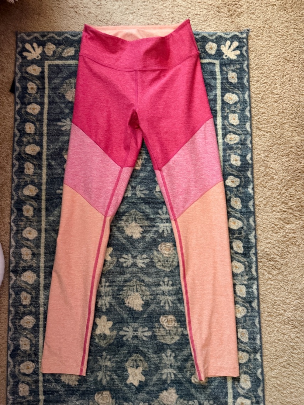 Outdoor Voices Pink and Peach Colorblock Women’s Leggings